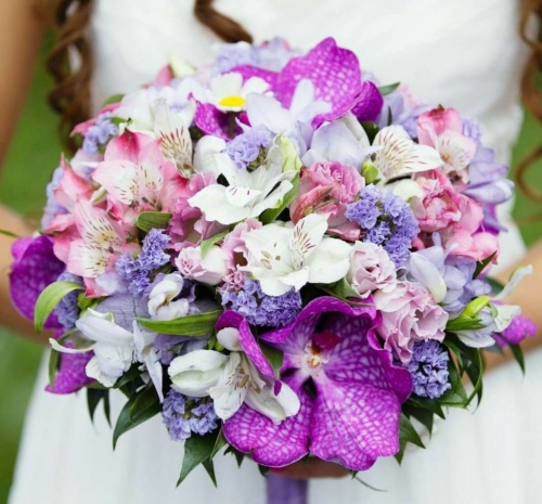 Букет невесты из орхидеи ванда