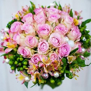 Букет невесты и из роз Розовый сад