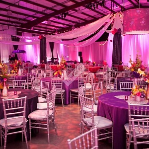 Оформление зала свадьбы в розово сиреневых тонах