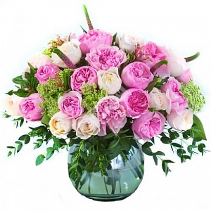 Букет с бело розовыми розами Дэвида остина