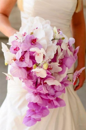 Каскадный букет невесты из орхидеи