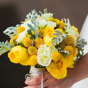 Букет невесты жёлтый с розой и краспедией