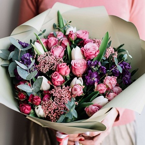 Букет тюльпанов от флористов ТопФло, авторский