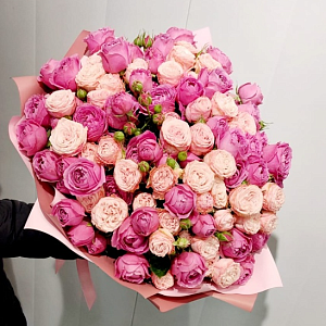 Букет с розовыми розами Дэвида Остина