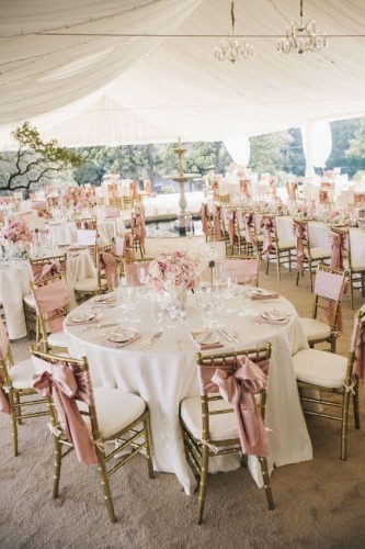 Украшение свадьбы в персиковых и розовых тонах
