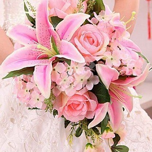 Букет невесты из лилии и флоксов