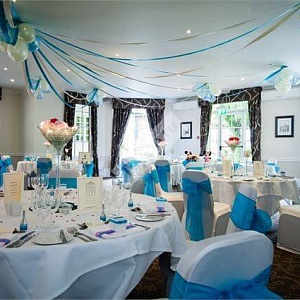 Оформление свадьбы в голубом цвете с воздушными шарами