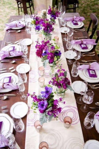 Оформление свадебного стола в лиловых тонах