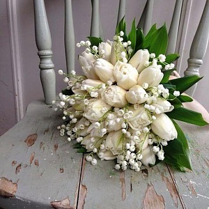 Букет невесты нежные тюльпаны